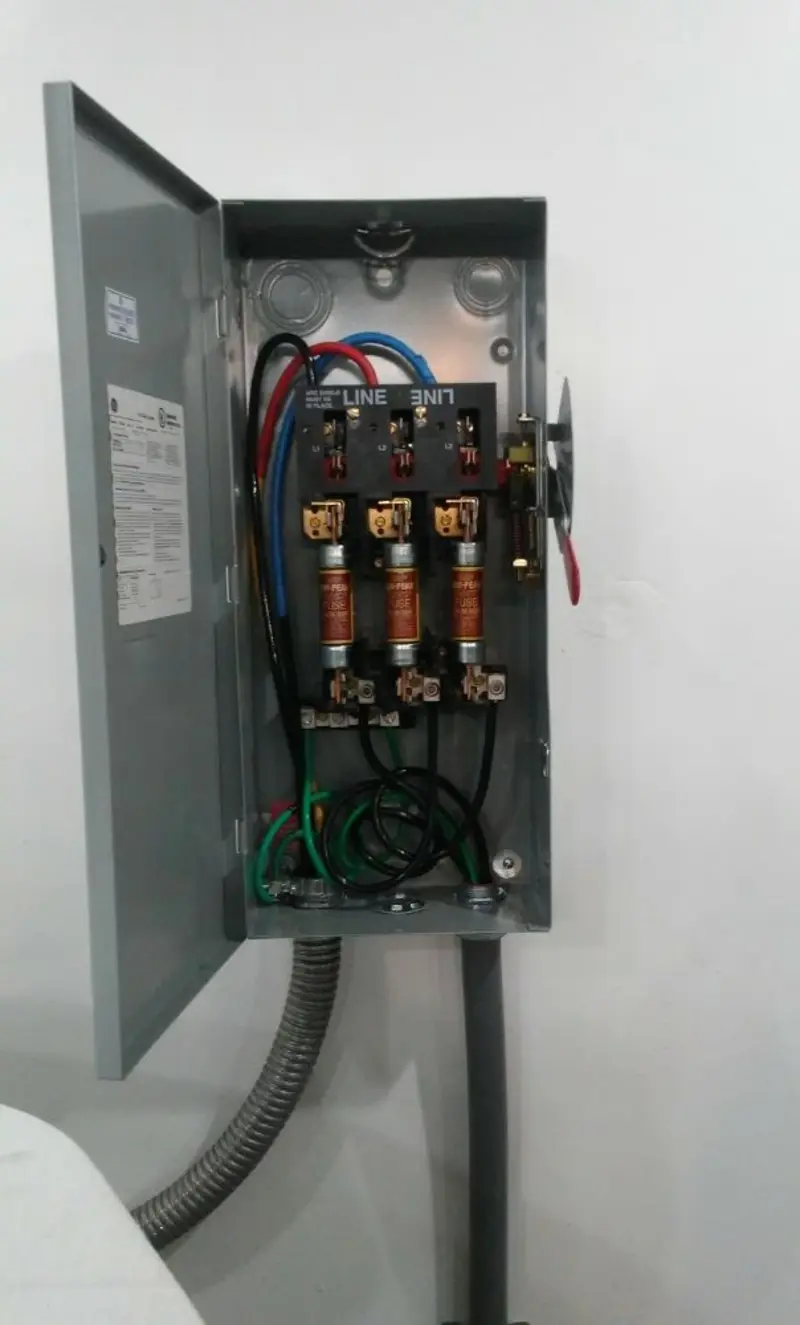 Three-phase disconnect switch installed for Electrical Wiring & Rewiring in Sansom Park